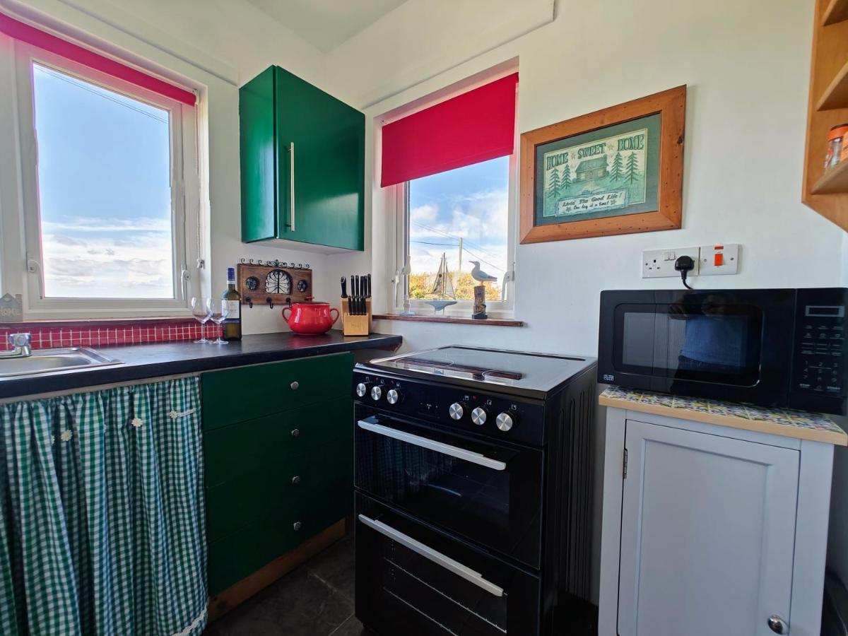 Teach Roisin-Traditional Irish Holiday Cottage In Malin Head. Buitenkant foto