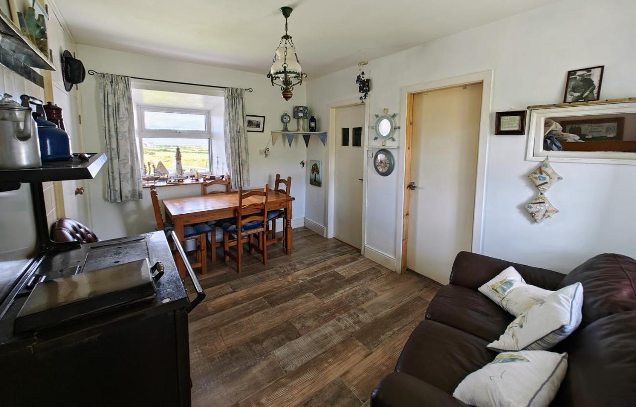 Teach Roisin-Traditional Irish Holiday Cottage In Malin Head. Buitenkant foto