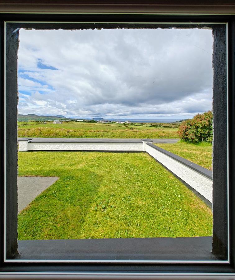 Teach Roisin-Traditional Irish Holiday Cottage In Malin Head. Buitenkant foto
