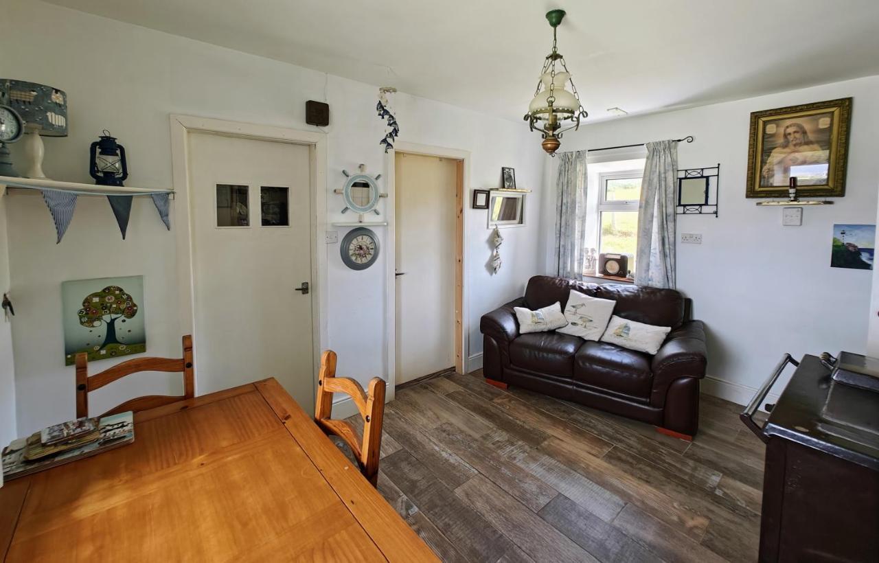 Teach Roisin-Traditional Irish Holiday Cottage In Malin Head. Buitenkant foto