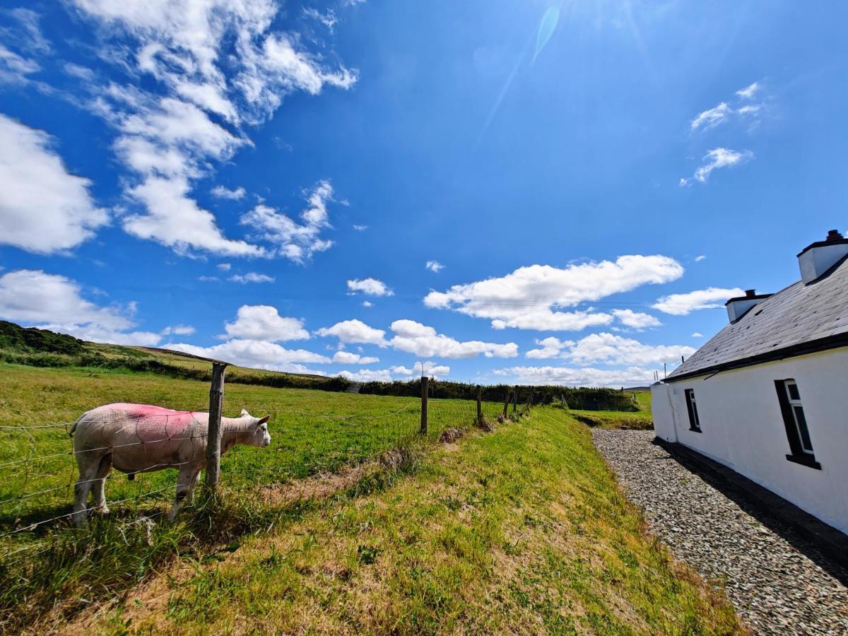 Teach Roisin-Traditional Irish Holiday Cottage In Malin Head. Buitenkant foto